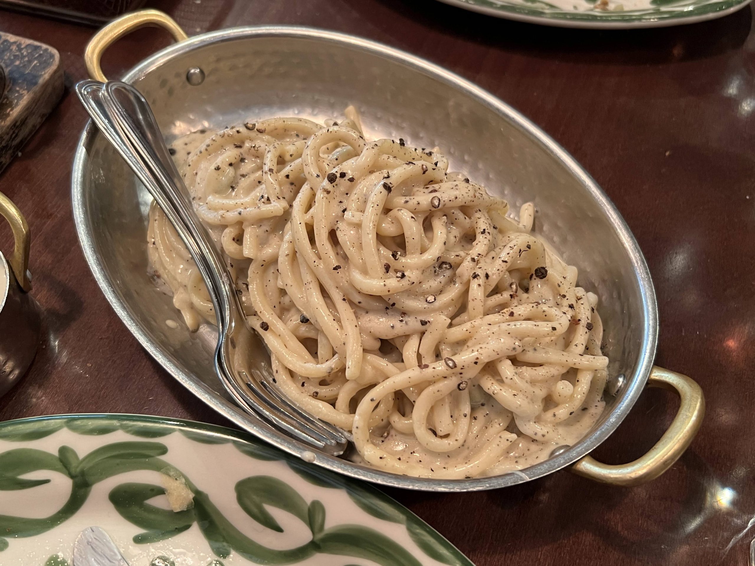 【NYレストラン】最後の仕上げは目の前で！？カチョエペペが人気なイタリアン！Piccola Cucina Uptown りんごでいず